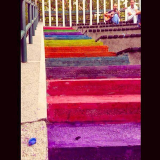Illustration for article titled Senior citizen paints rainbow on Istanbul stairs